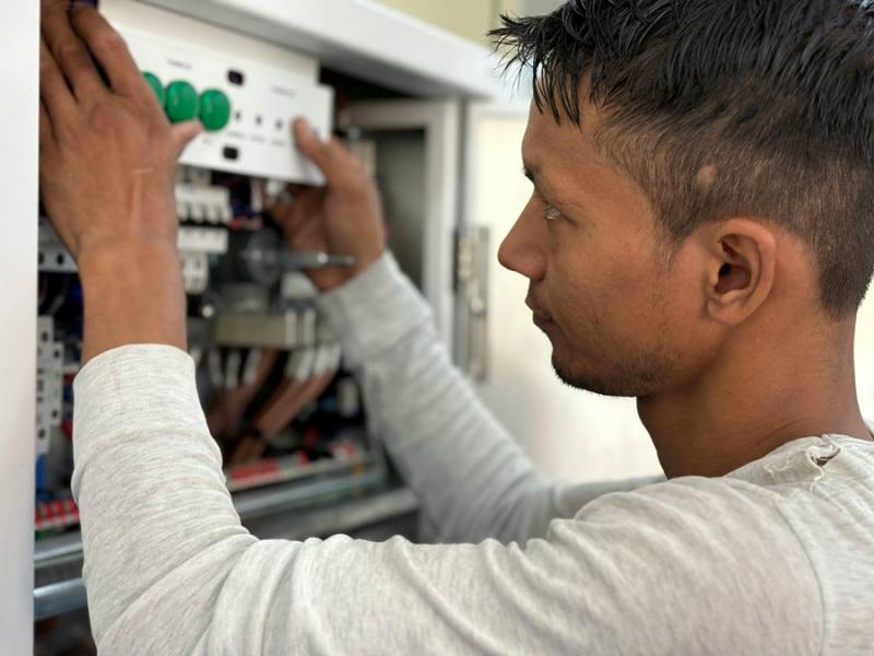 Sécurisation des installations électriques dans les Alpes-Maritimes et le Var : diagnostic et mise à jour du tableau et des protections